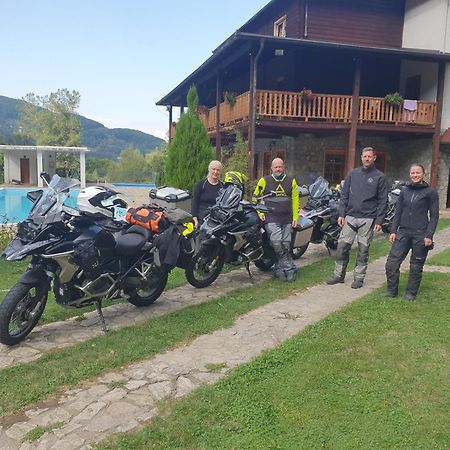 Etno Selo Vrelo & Camping Pensionat Berane Exteriör bild