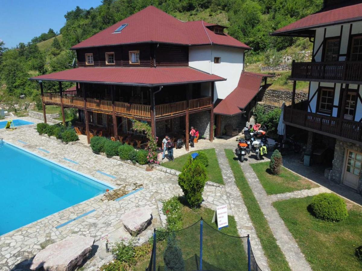 Etno Selo Vrelo & Camping Pensionat Berane Exteriör bild