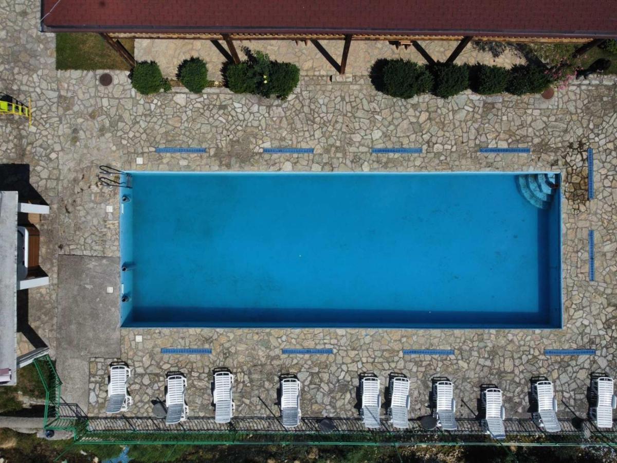 Etno Selo Vrelo & Camping Pensionat Berane Exteriör bild