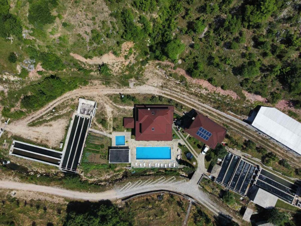 Etno Selo Vrelo & Camping Pensionat Berane Exteriör bild