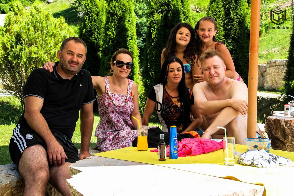 Etno Selo Vrelo & Camping Pensionat Berane Exteriör bild